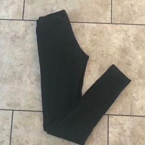 Black brandy Melville leggings